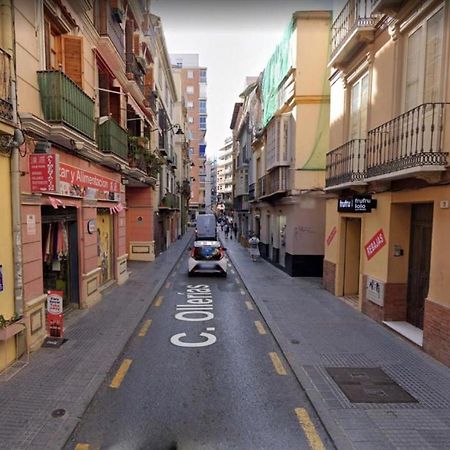 Holidays2Malaga Eduardo Ocon Ground Floor Renovated Apartment In The City Center Exterior foto